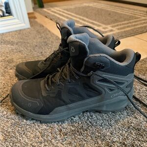 Oboz katabatic mid hiking boots